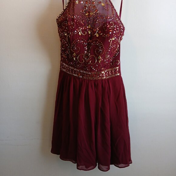 Bee Darlin maroon short dress, Small, color Red - Picture 7 of 10